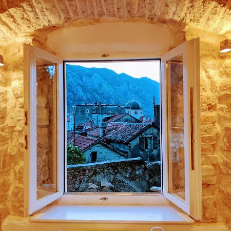 Romantic Rooftop View Hideaway- Old Town Nr 404 Kotor Exterior photo